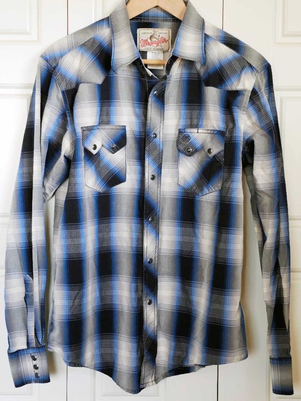 Wrangler Men’s M Western Pearl Snap Shirt Blue Gray Plaid Cowboy Rodeo
